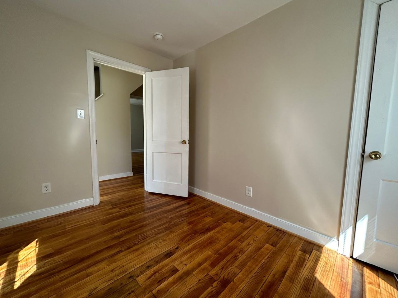 3424 Deerwood Rd - Photo 5 of 14