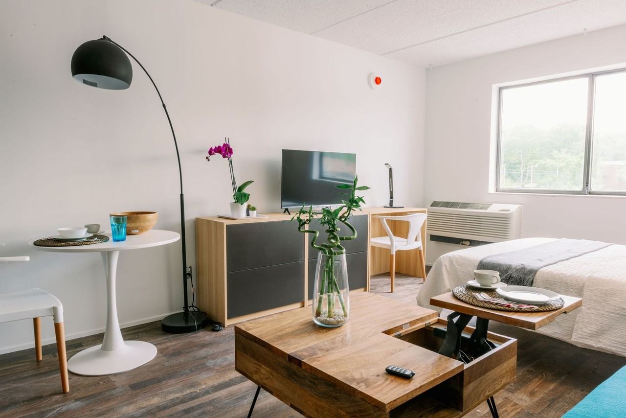 278 Research Pkwy - Photo 2 of 50