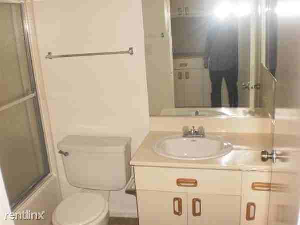 la brea and plymouth - Photo 2 of 11