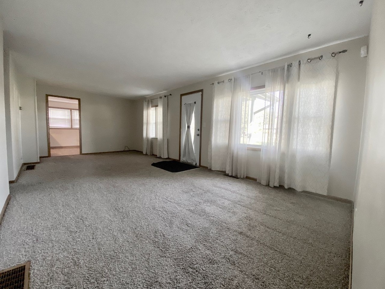 116 30th St S - Photo 3 of 17