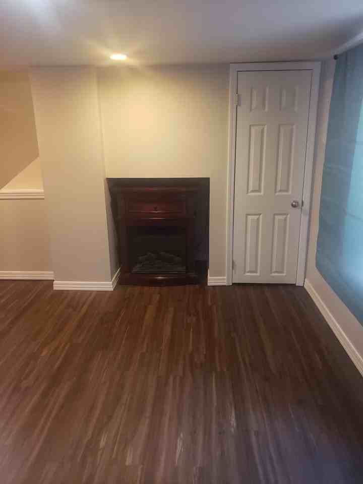 346 Wyoming Avenue - Photo 3 of 17