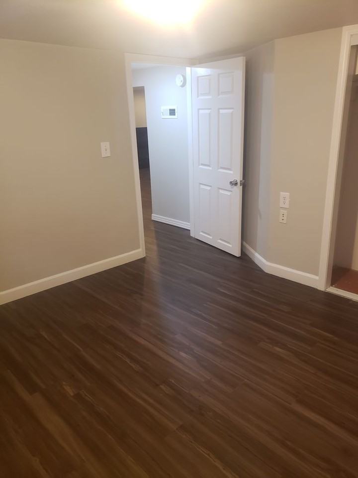 346 Wyoming Avenue - Photo 5 of 17