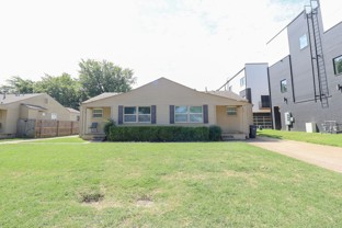 912 E 37th Pl - Photo 1 of 1