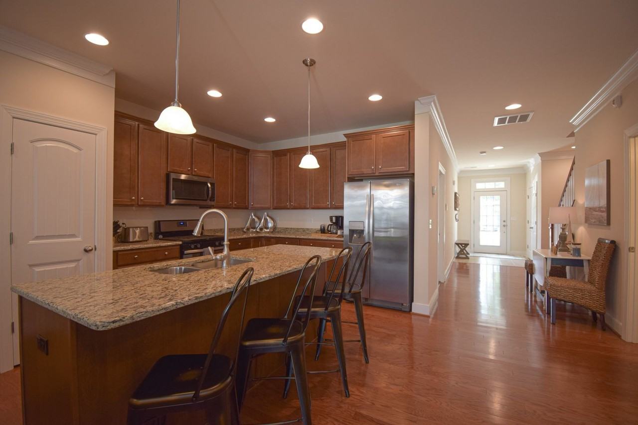 21605 Cordova Pl - Photo 5 of 20