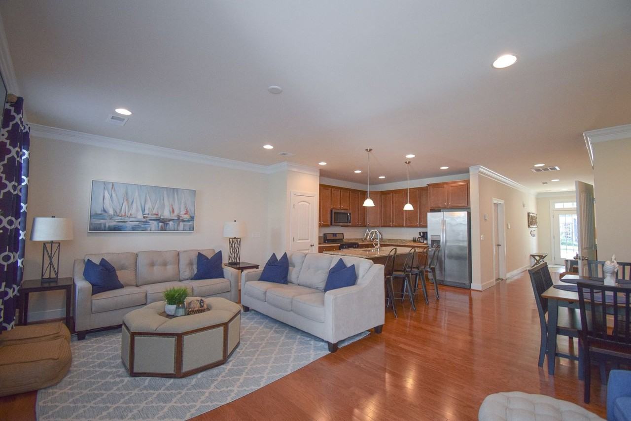 21605 Cordova Pl - Photo 6 of 20