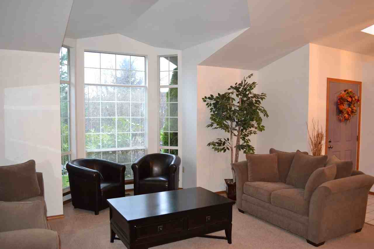 32621 20th Ave Sw - Photo 5 of 16