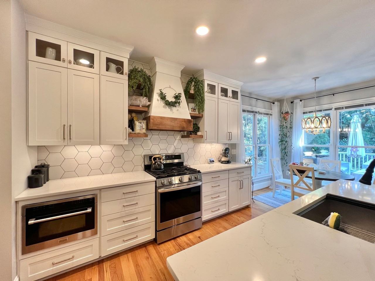 105 Edgepine Dr - Photo 6 of 29