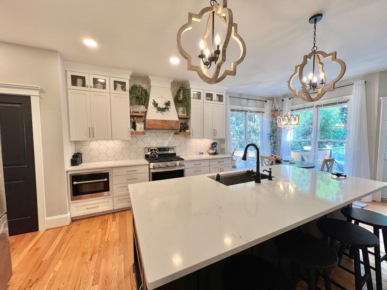 105 Edgepine Dr - Photo 7 of 29