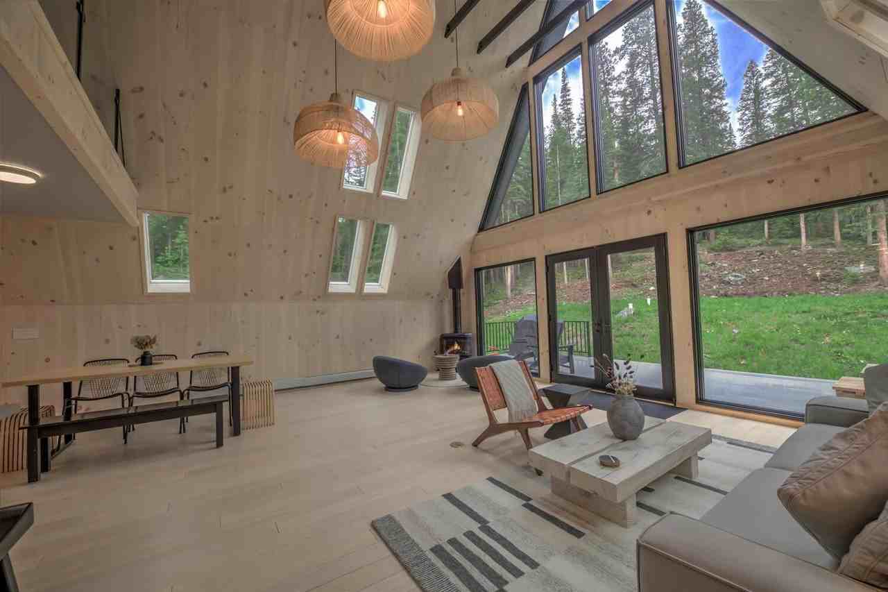 563 S County Road 672 - Photo 2 of 47