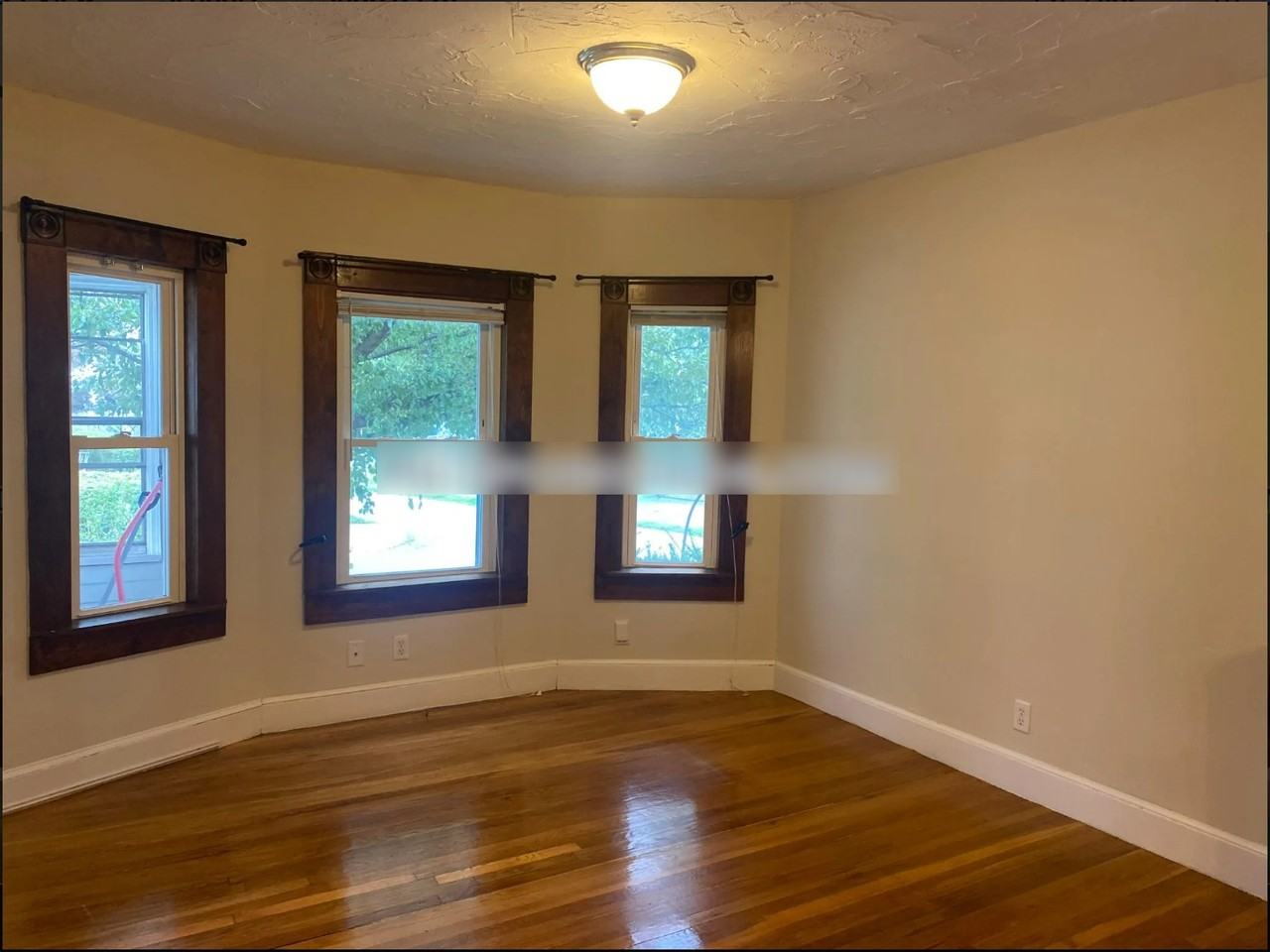 23 Renfrew St - Photo 2 of 28