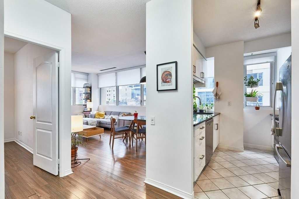 555 Yonge Street - Photo 2 of 6