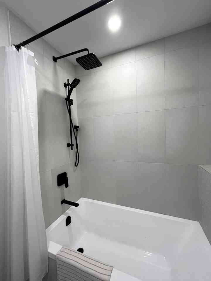 2091 E 7th Ave - Photo 3 of 12