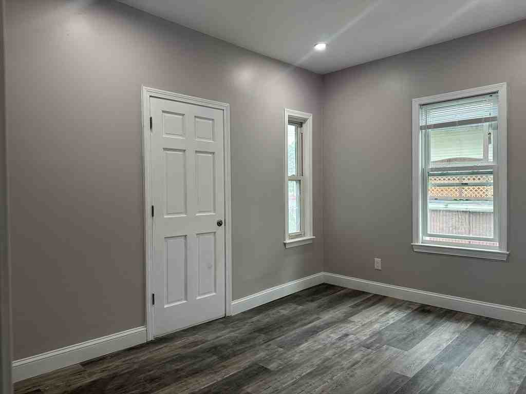 205 Bussey St #3 - Photo 3 of 9