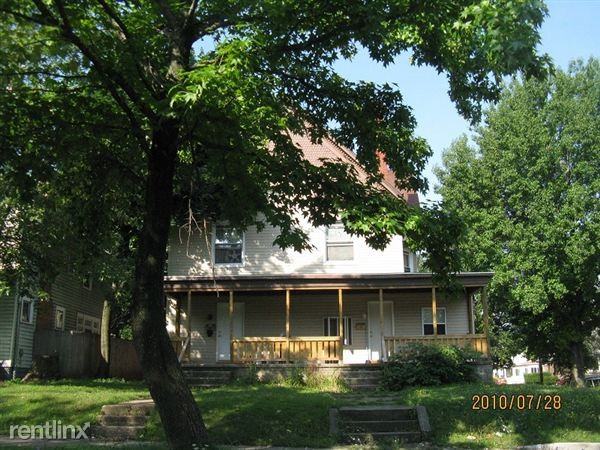 2402 East Ave - Photo 3 of 5