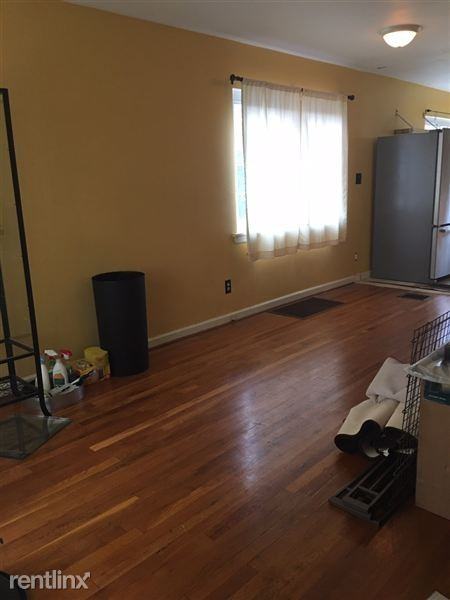 215 E Jeffrey Pl - Photo 2 of 13