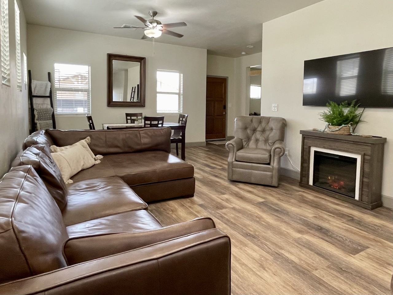 703 Santa Fe Trl E #NA - Photo 3 of 14