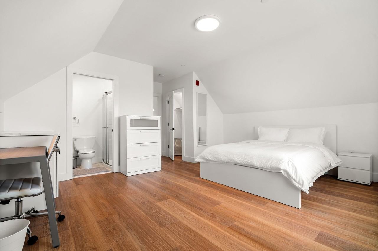 90 Forbes St #3 - Photo 4 of 18