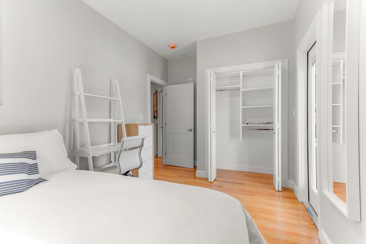 1047 Saratoga St #3 - Photo 2 of 14