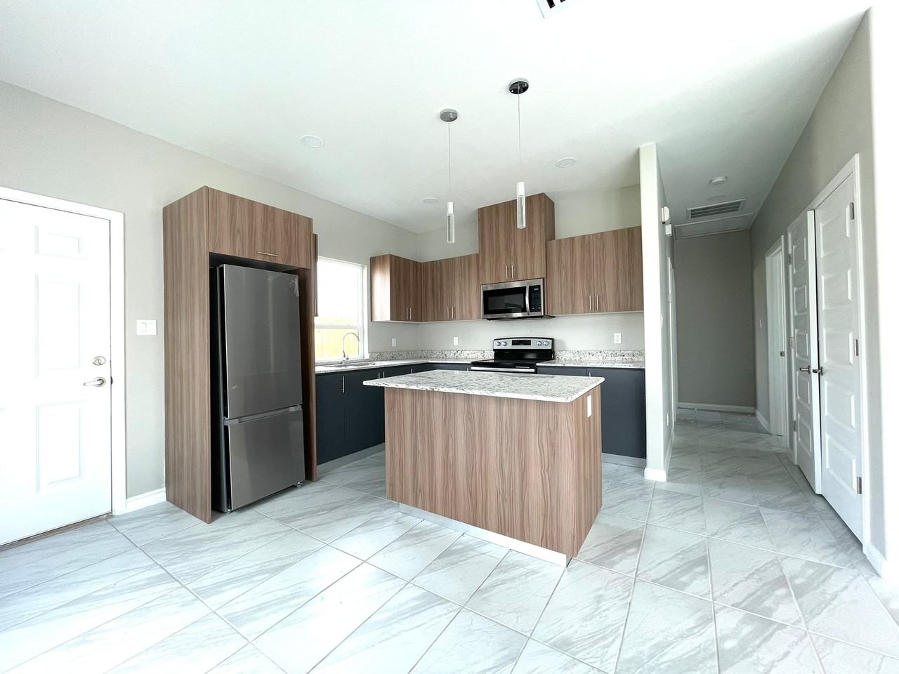 3912 Las Vistas Ln #NA - Photo 5 of 18