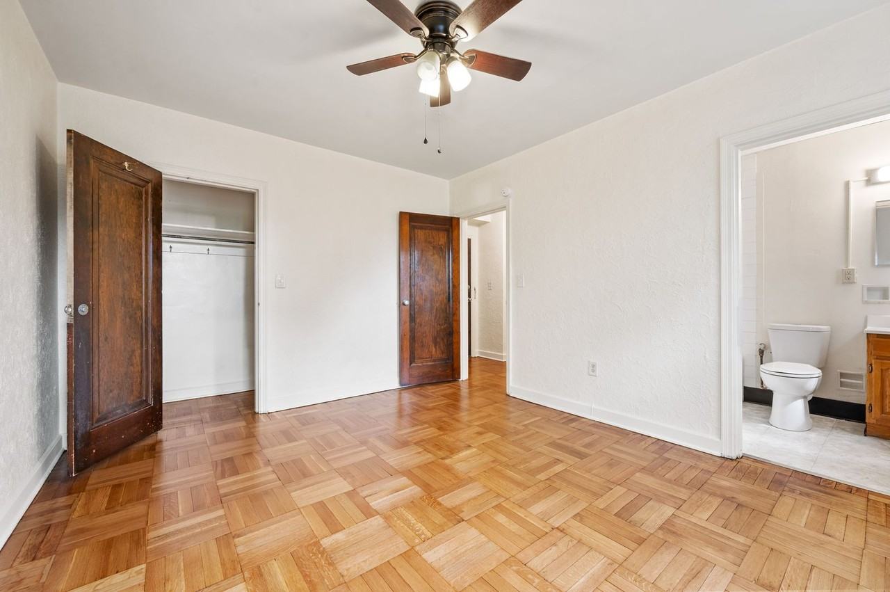 3336 Brownsville Rd - Photo 3 of 7