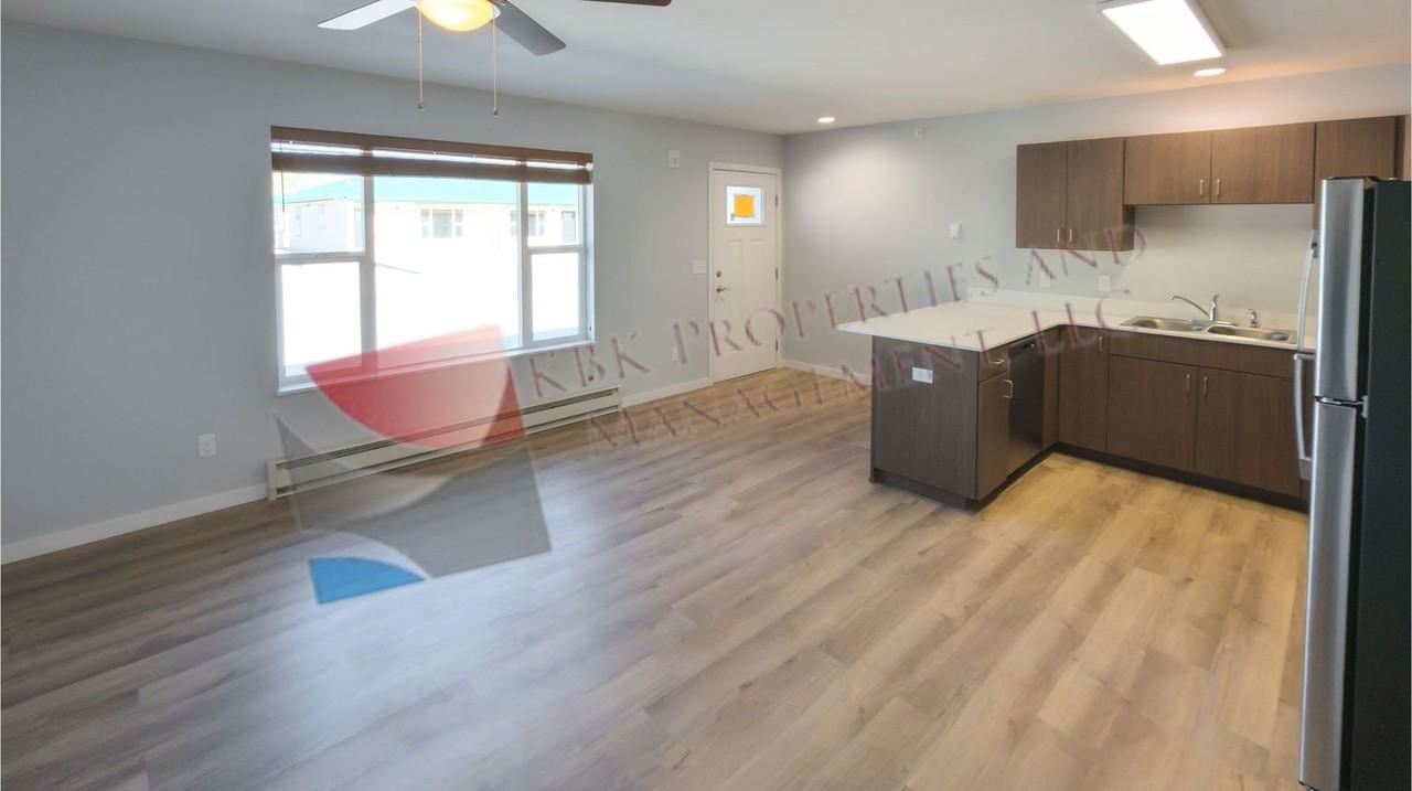 East Village - Photo 7 of 36