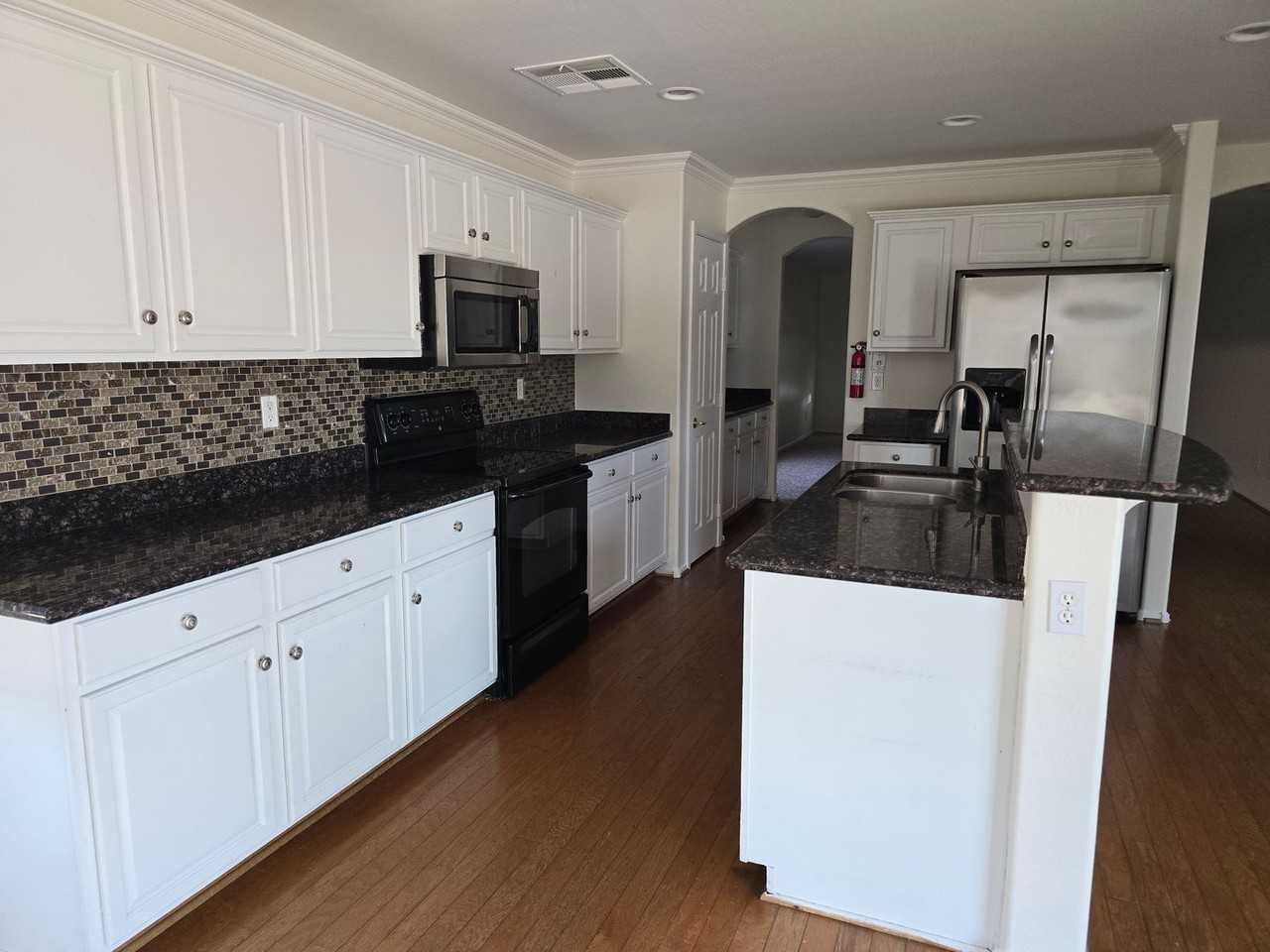 29136 North Red Finch Drive - Photo 4 of 12