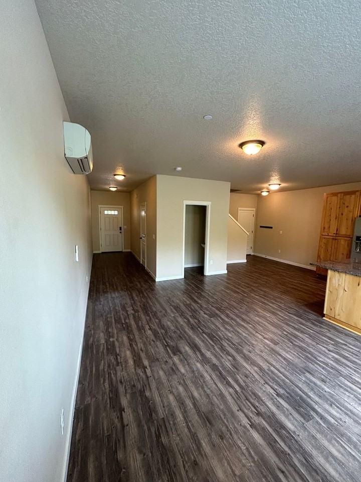 117 N 43rd Pl - Photo 2 of 24