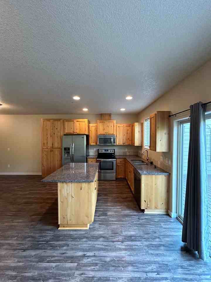 117 N 43rd Pl - Photo 3 of 24