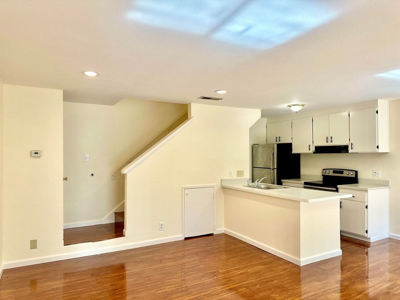 43308 Grimmer Blvd - Photo 2 of 12