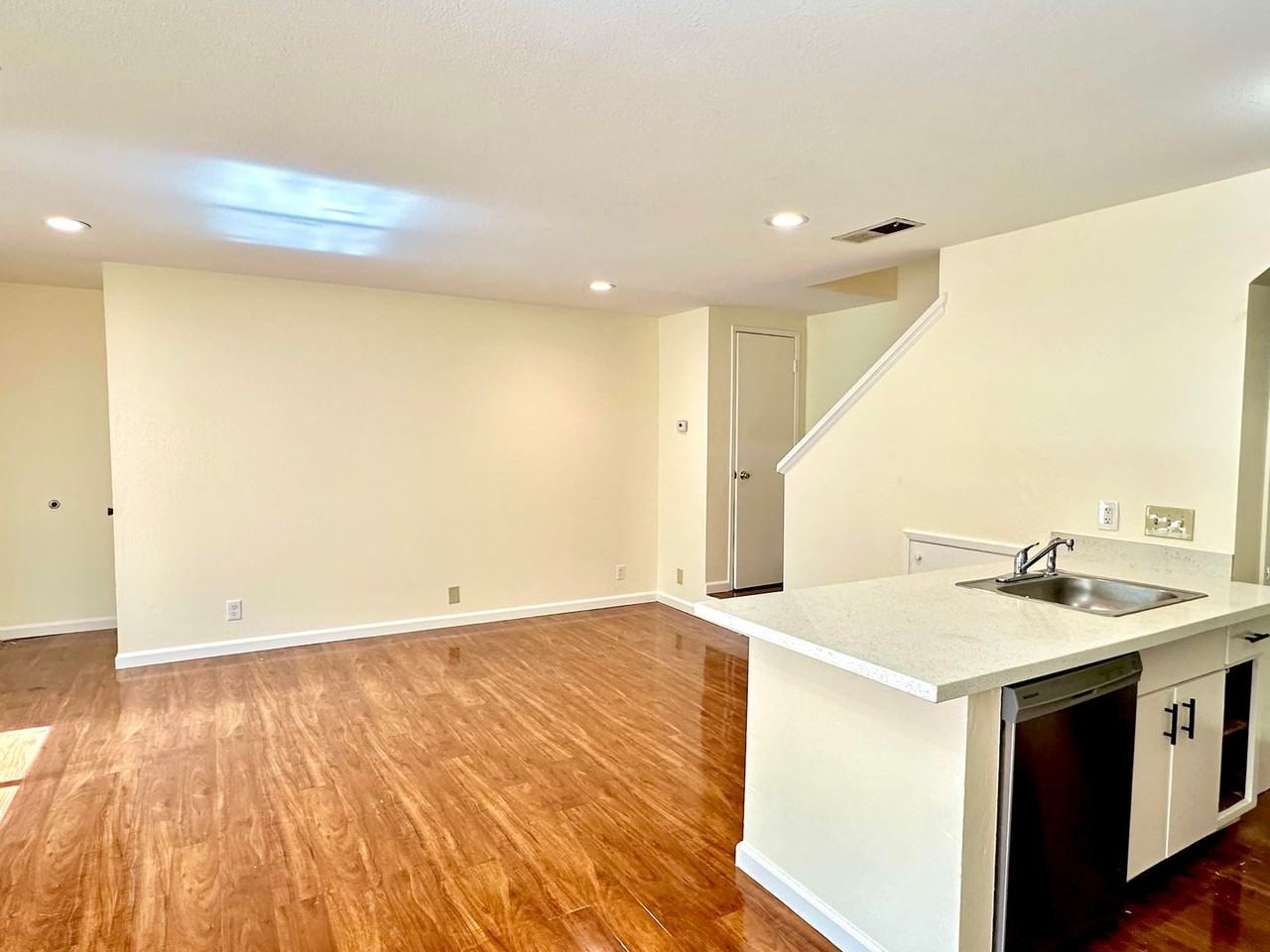 43308 Grimmer Blvd - Photo 3 of 12