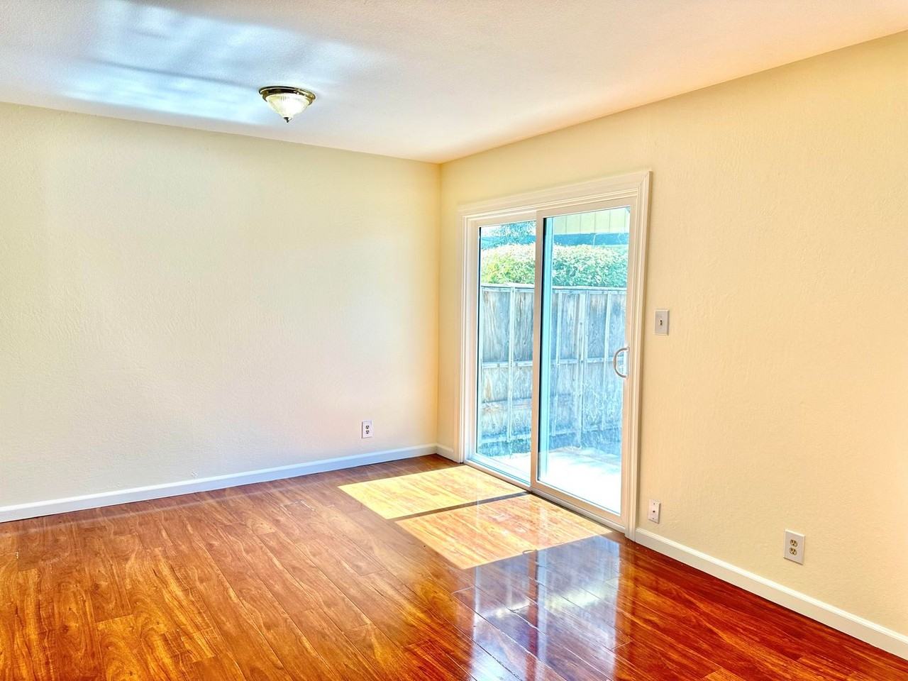 43308 Grimmer Blvd - Photo 5 of 12