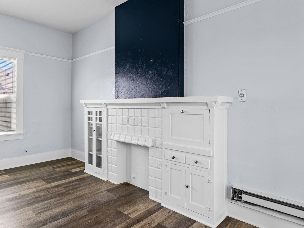 1049 E 5th Street - Photo 7 of 38