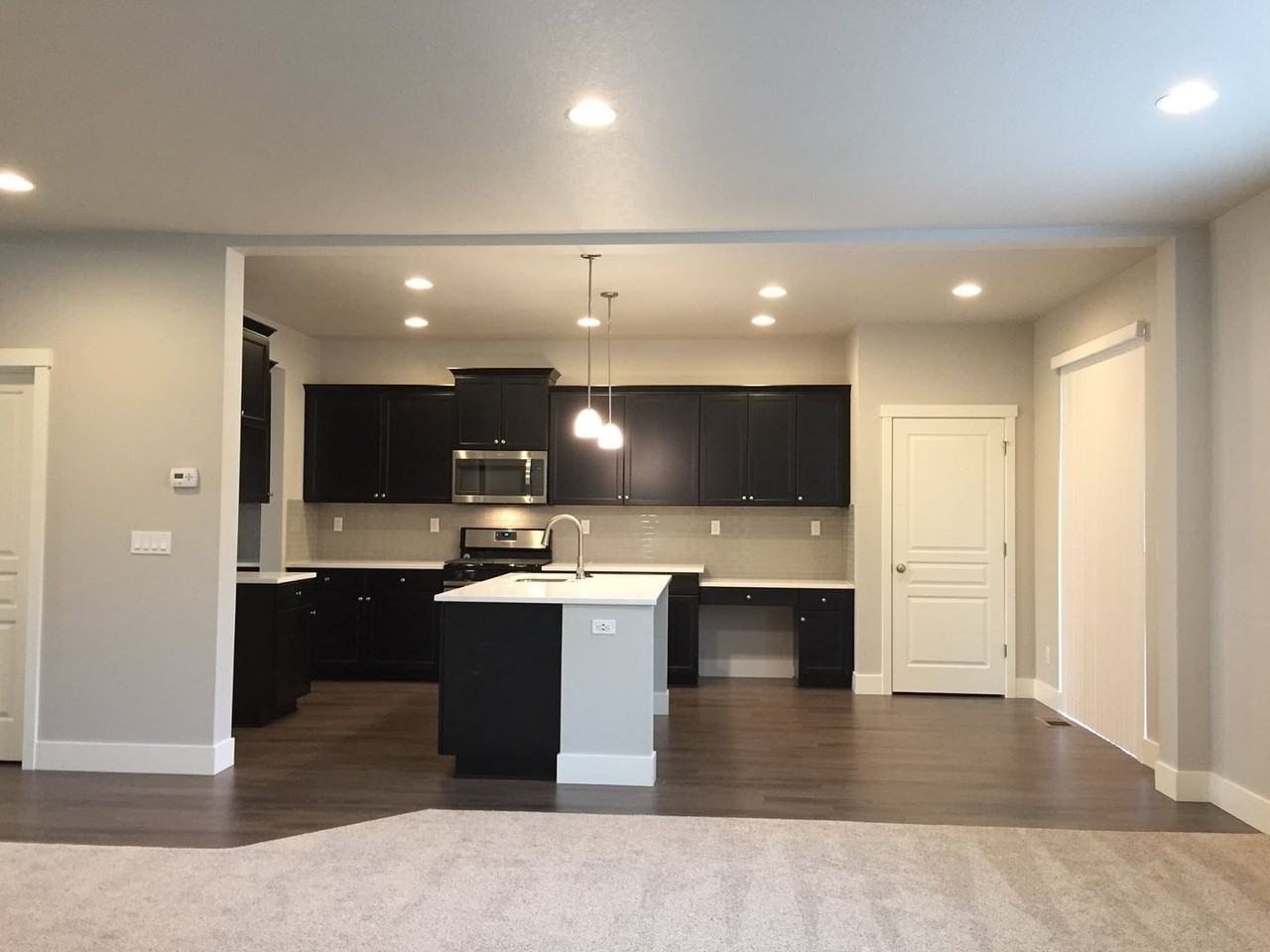 5807 Ne Pohlman Dr - Photo 2 of 12