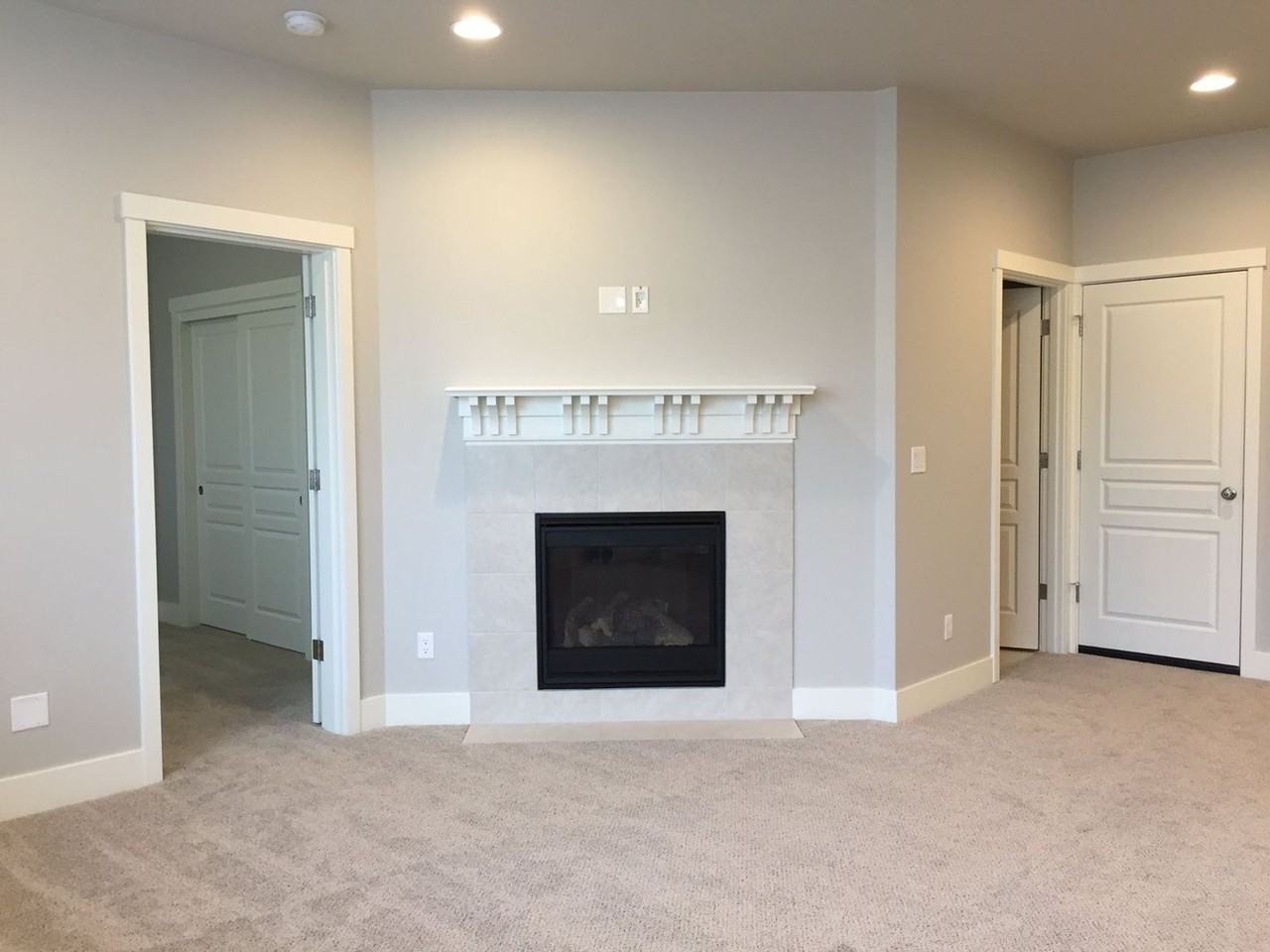 5807 Ne Pohlman Dr - Photo 3 of 12