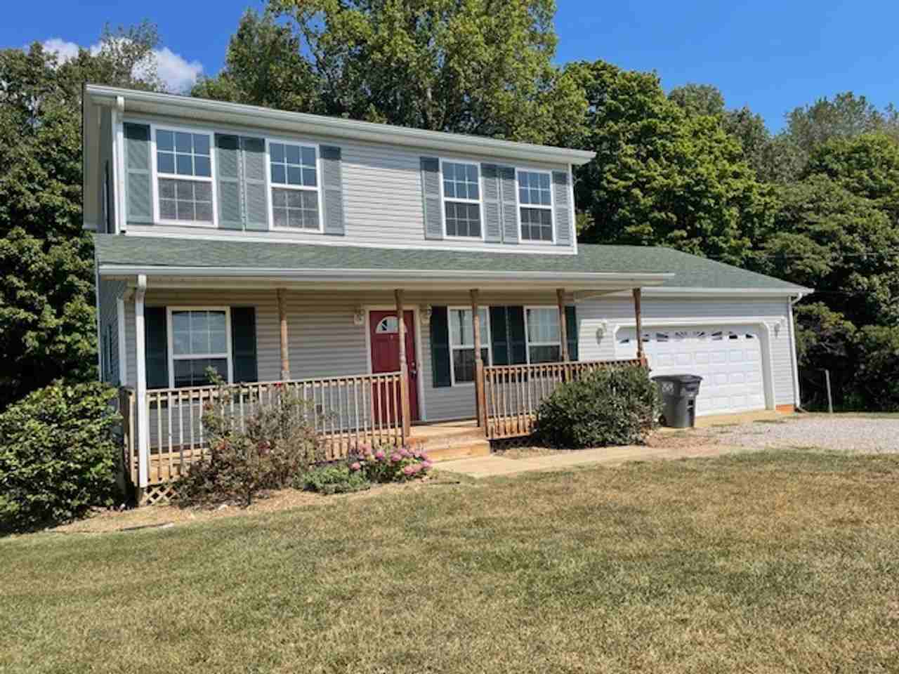 1253 Shumate Rd - Photo 2 of 26