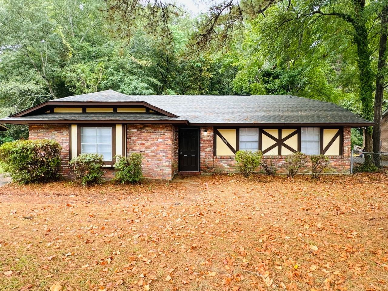 1405 Dunbarton Rd - Photo 2 of 45