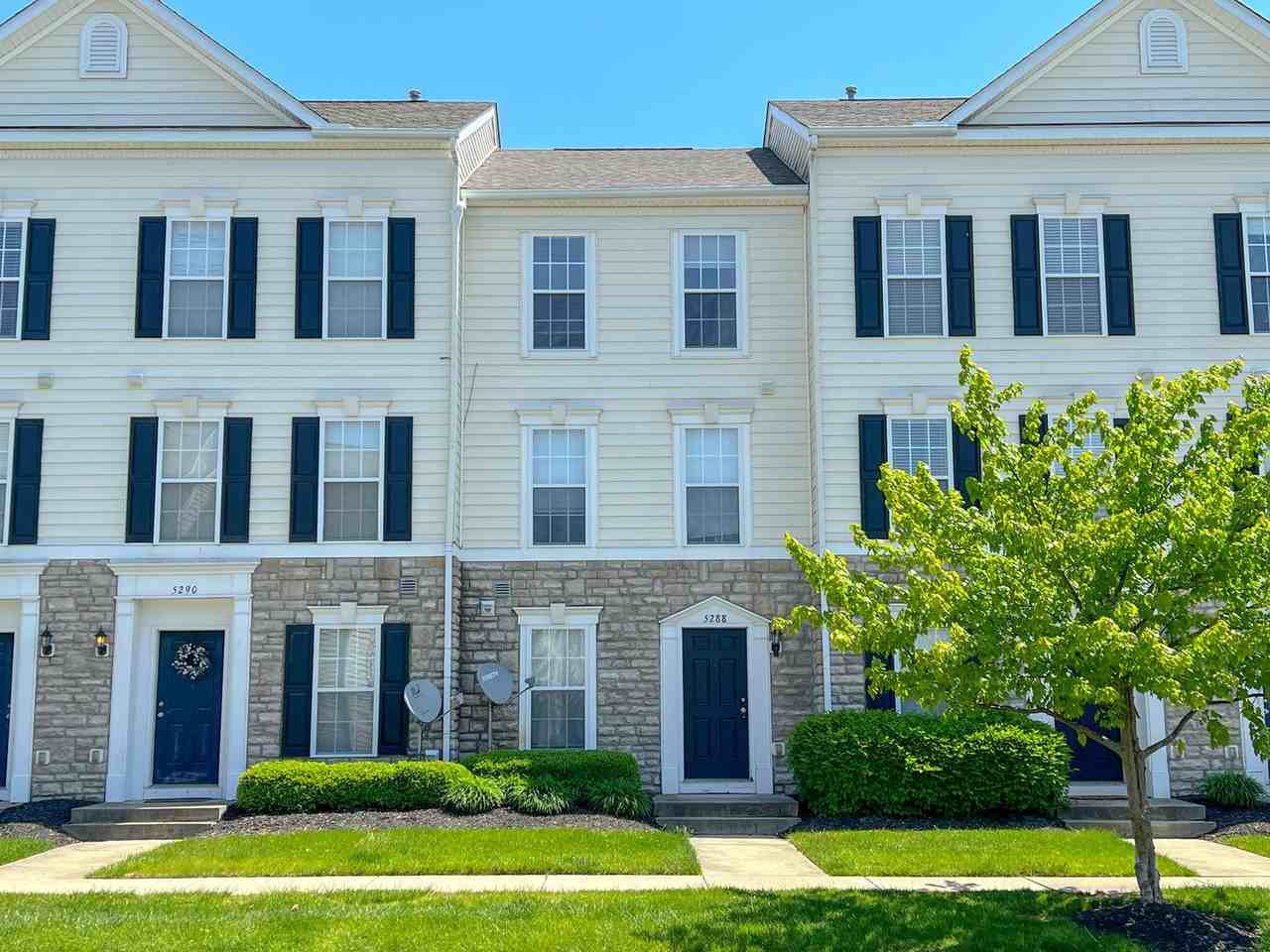 5288 Royal Arch Cascade Dr - Photo 2 of 50