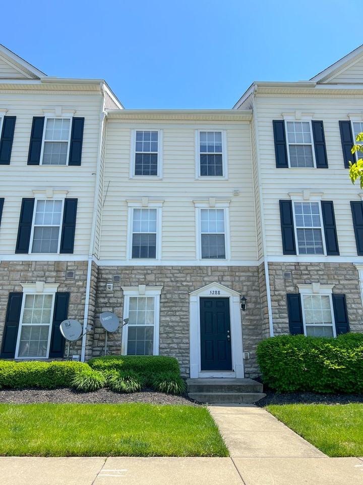 5288 Royal Arch Cascade Dr - Photo 3 of 50