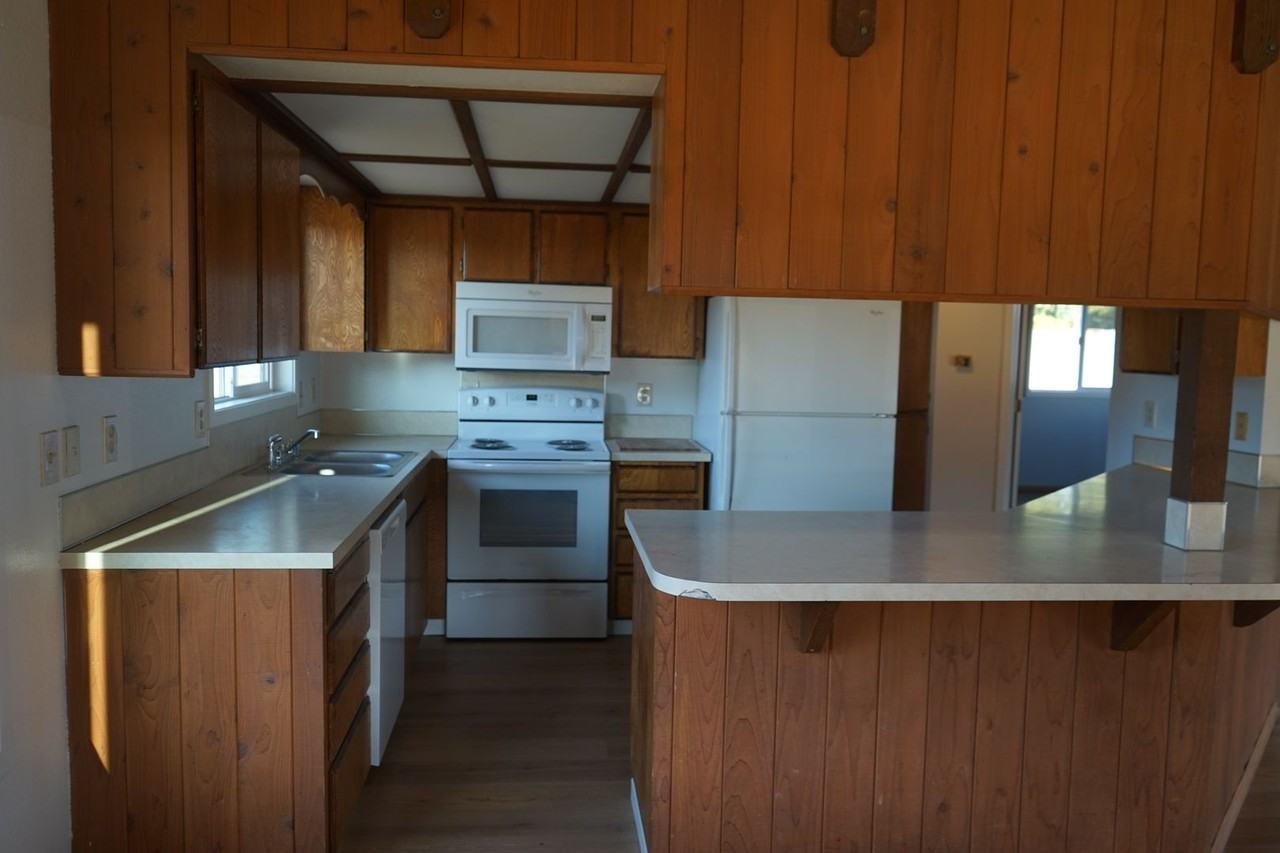 21705 Ne 50th Ave - Photo 5 of 16