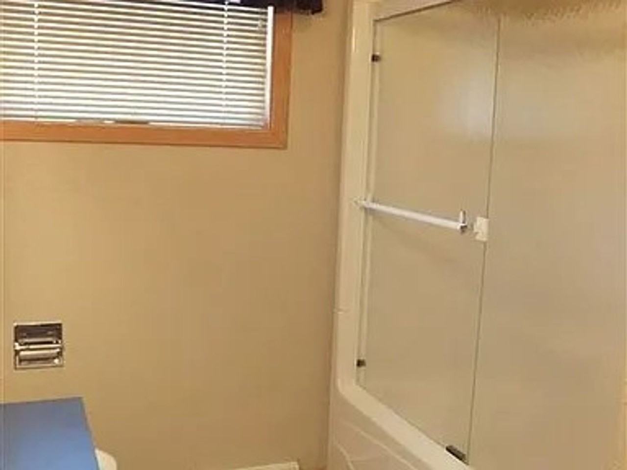 415 N 21st St - Photo 2 of 10