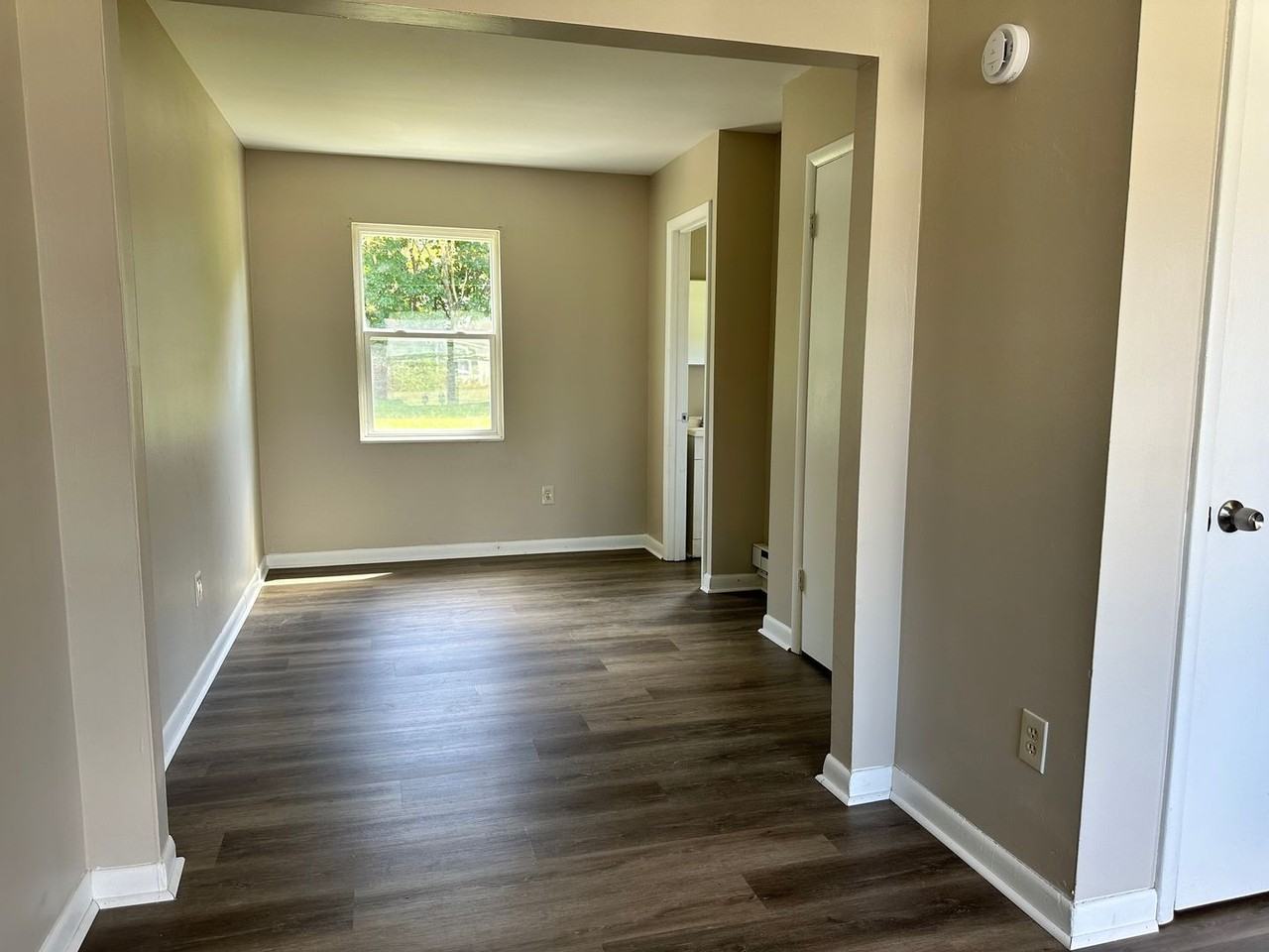 7582 Bellehaven Dr - Photo 5 of 7