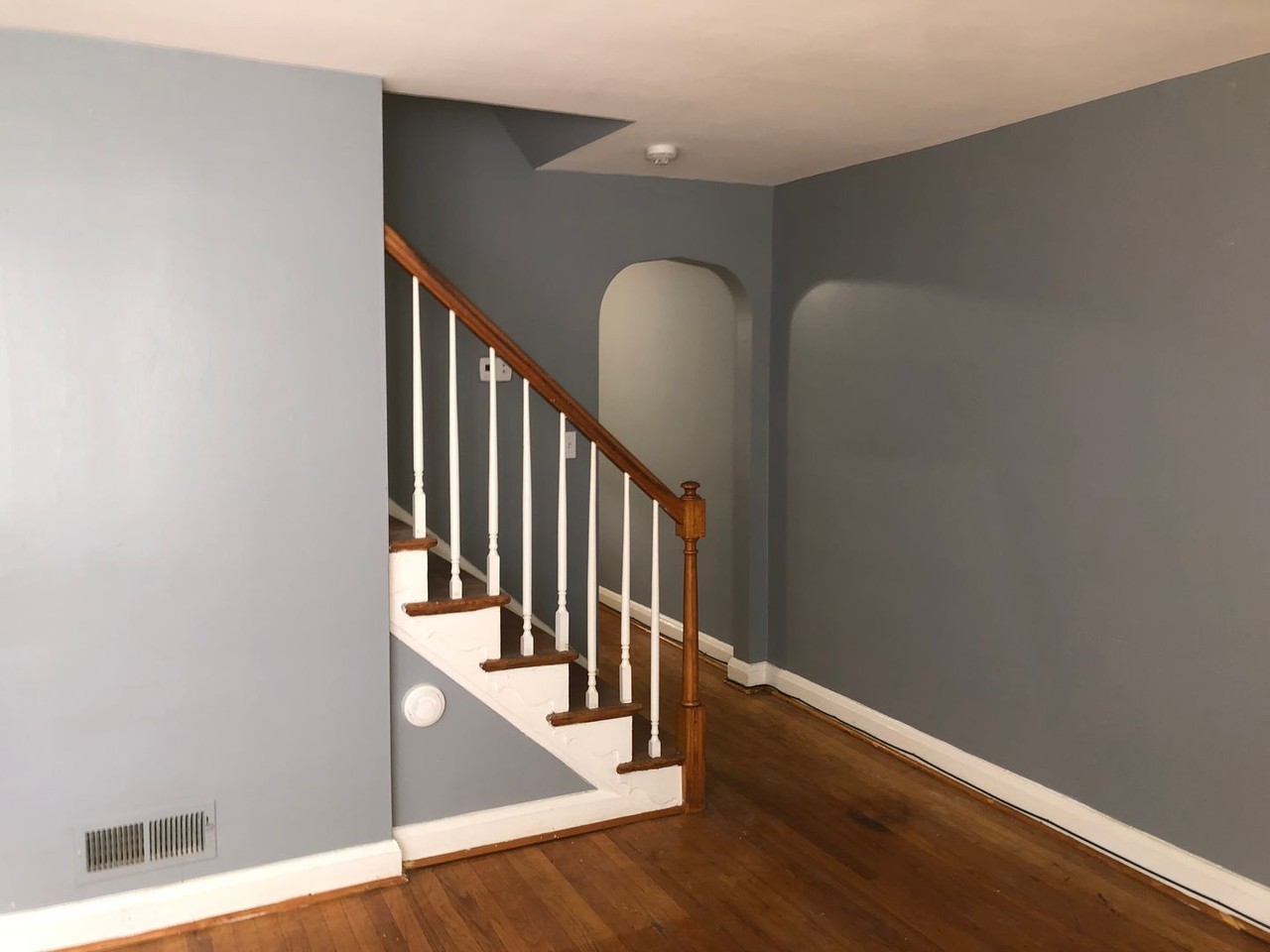 3913 Balfern Ave - Photo 5 of 17