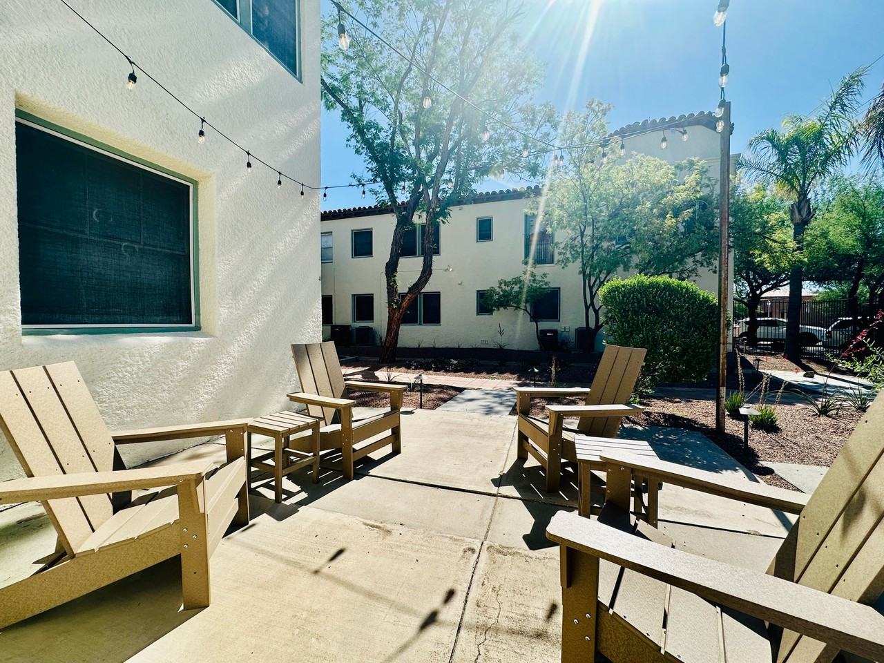 Don Martin Historic Apartments! - Photo 5 of 18