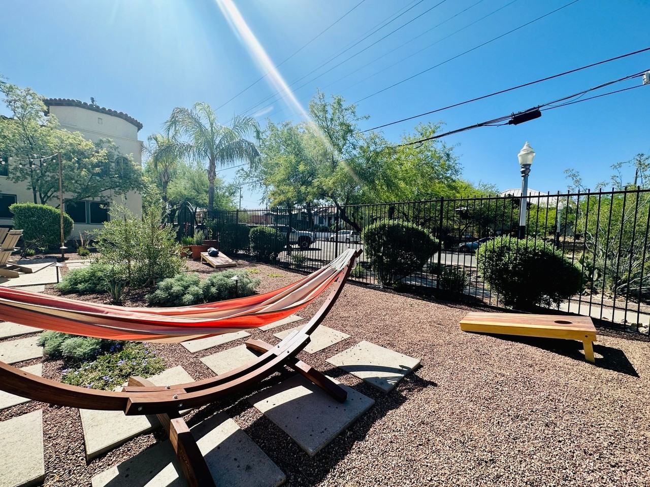 Don Martin Historic Apartments! - Photo 6 of 18