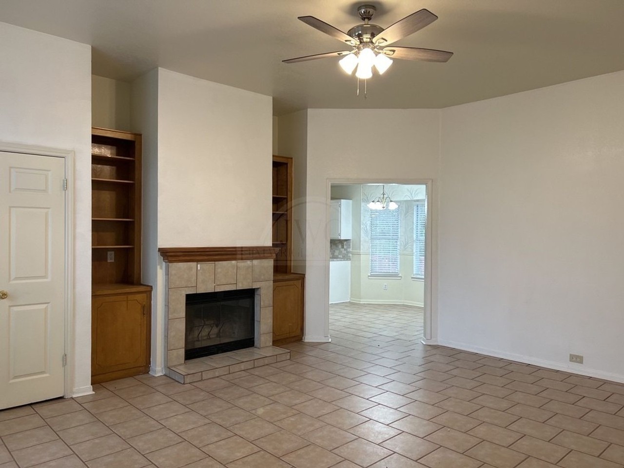 803 Barber Dr - Photo 5 of 25