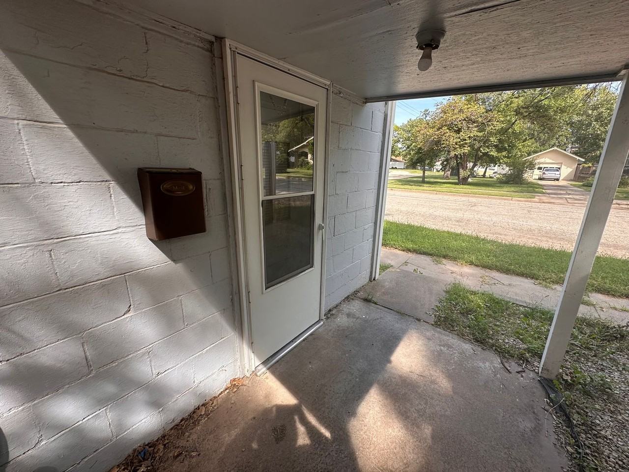 211 W 2nd St - Photo 2 of 13