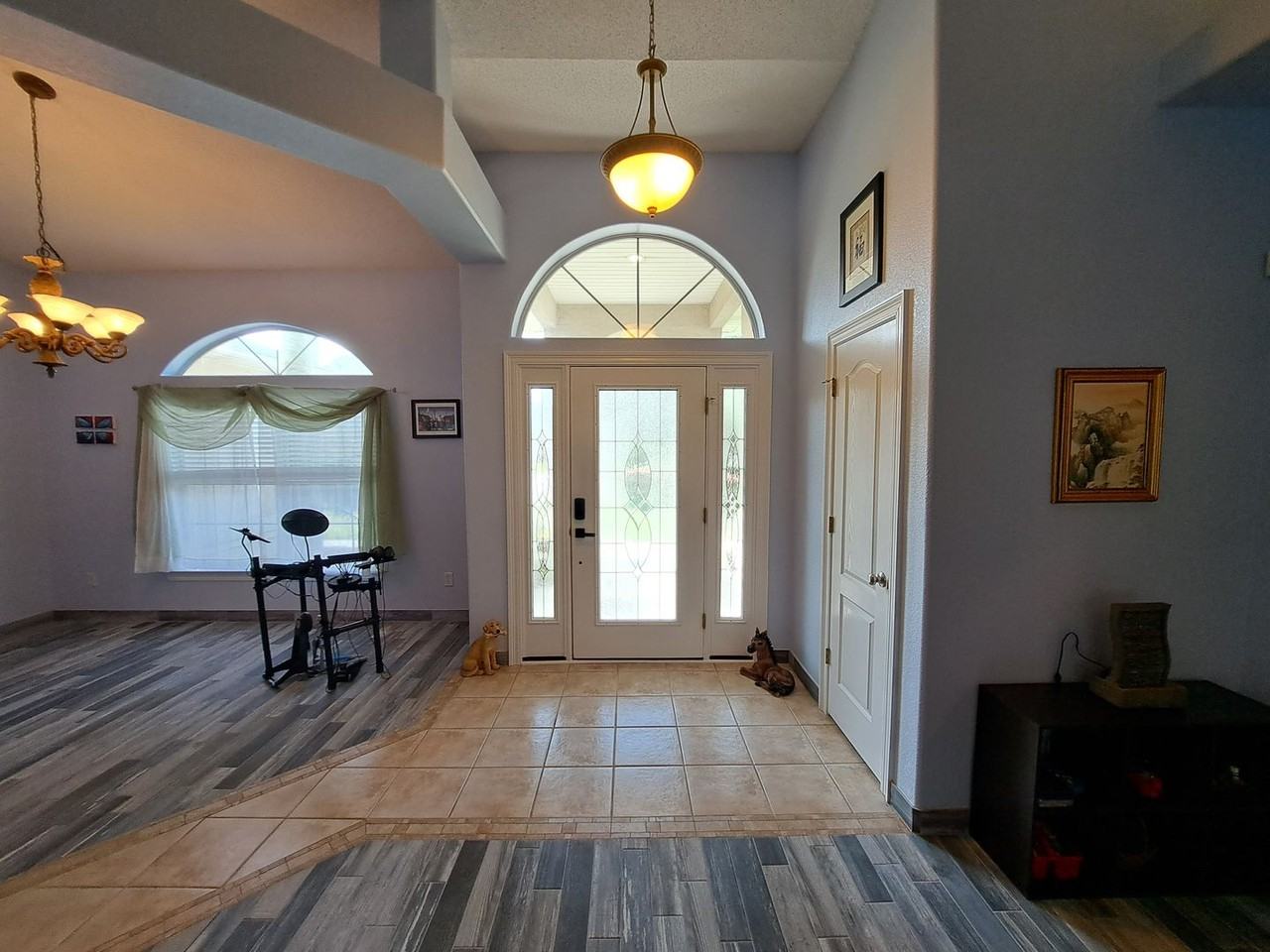 4118 Bamboo Dr - Photo 3 of 50