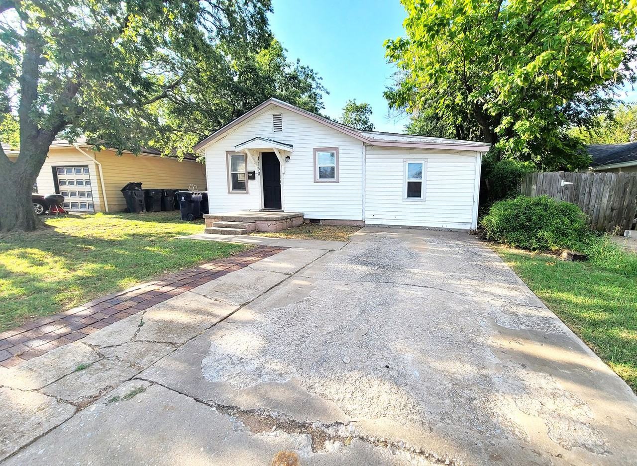 1130 Nw 99th St - Photo 2 of 15