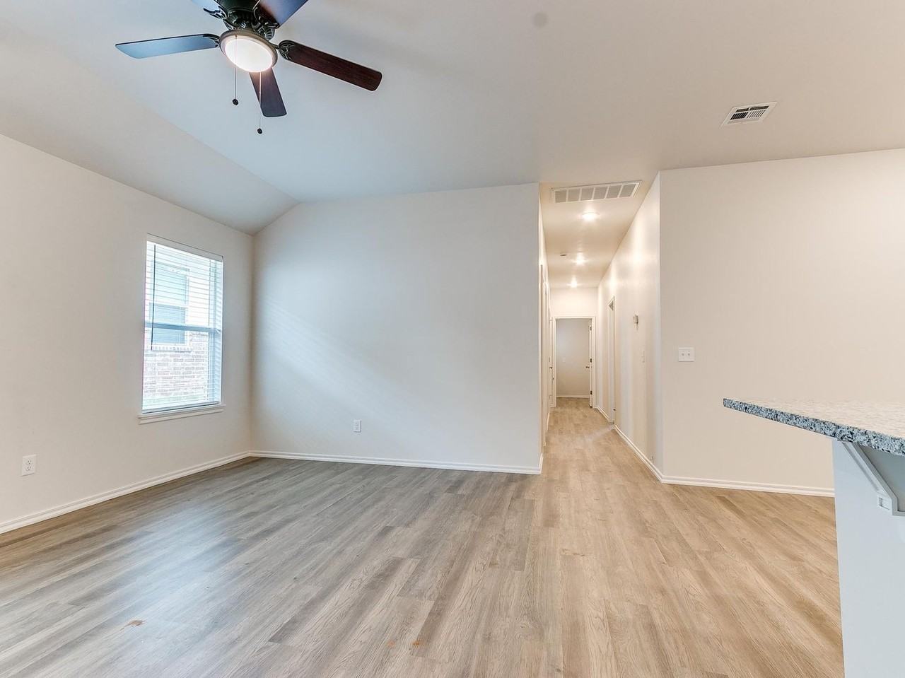 3801 Franks Way - Photo 7 of 50