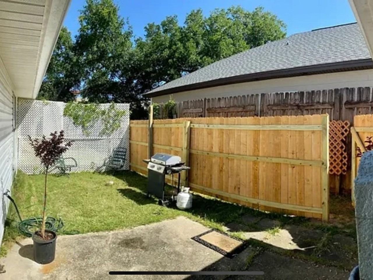 853 Ladner Dr - Photo 7 of 37